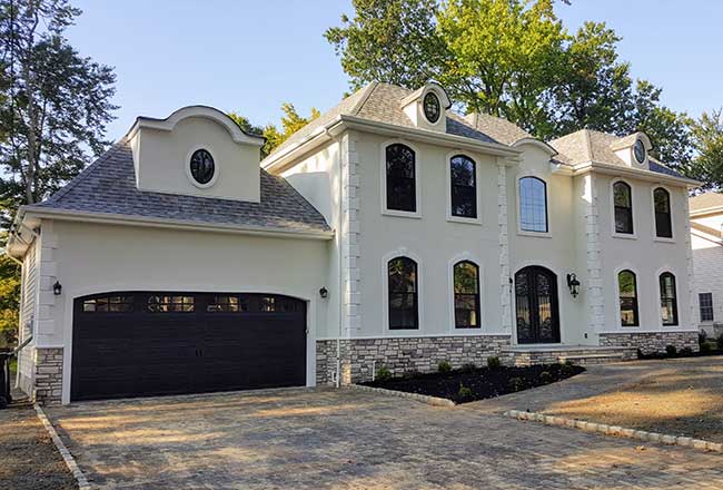 Expert new home construction in Bergen County, including Allendale, Franklin Lakes, Ho-Ho-Kus, Mahwah, Paramus, and neighboring towns from offices in Glen Rock, NJ