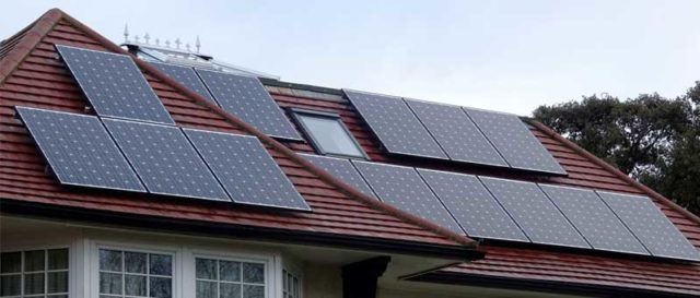 Learn how Solar panels and cool roofing materials promote energy efficiency | Talk to Prominent Builders Glen Rock NJ