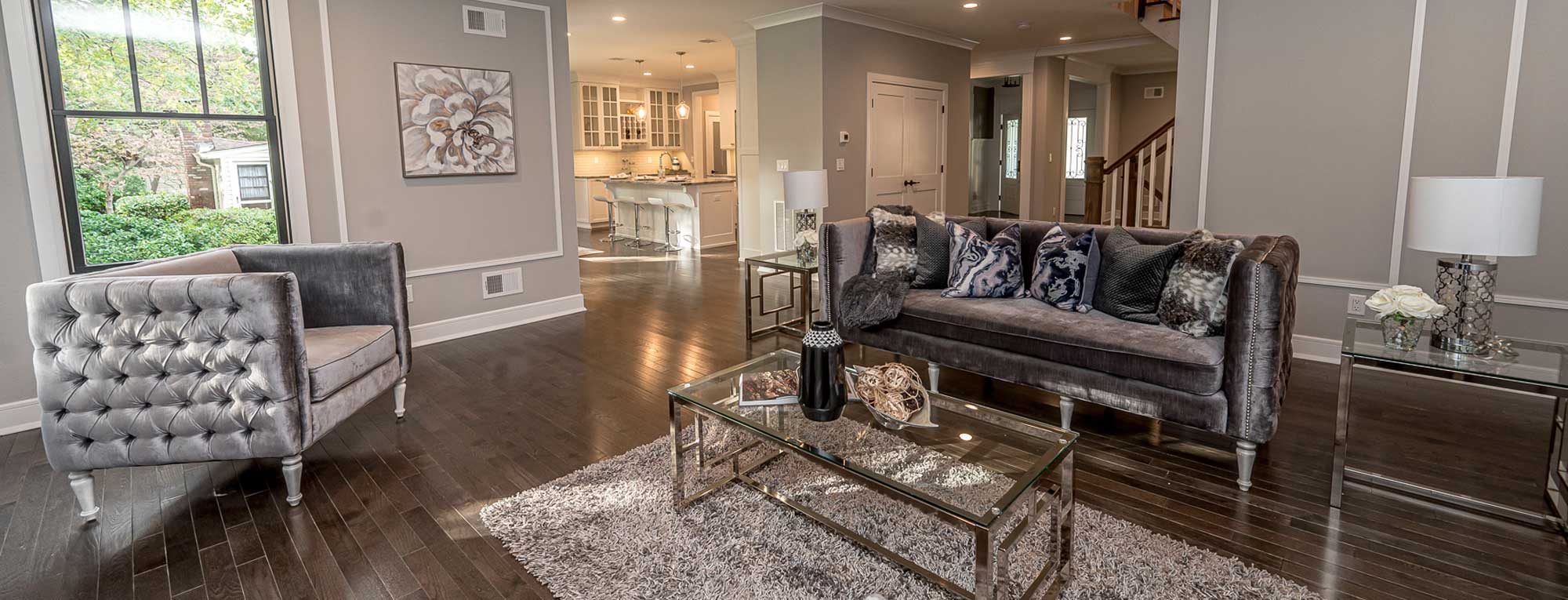 prominent builders design and construction - custom open-concept main floor