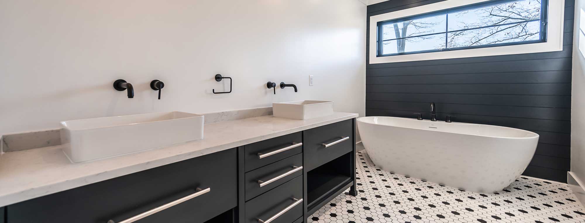 custom-designed-bath-with-free-standing-tub