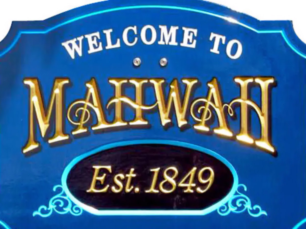 Welcome to Mahwah, New Jersey sign.